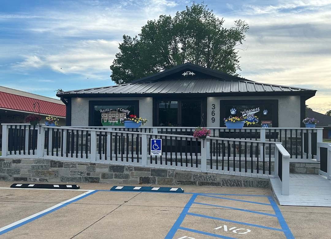 KT'z Espresso Kafe storefront in Emory, Texas